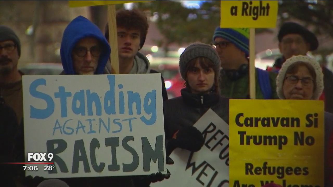 Minneapolis activists hold rally in support of migrant caravan