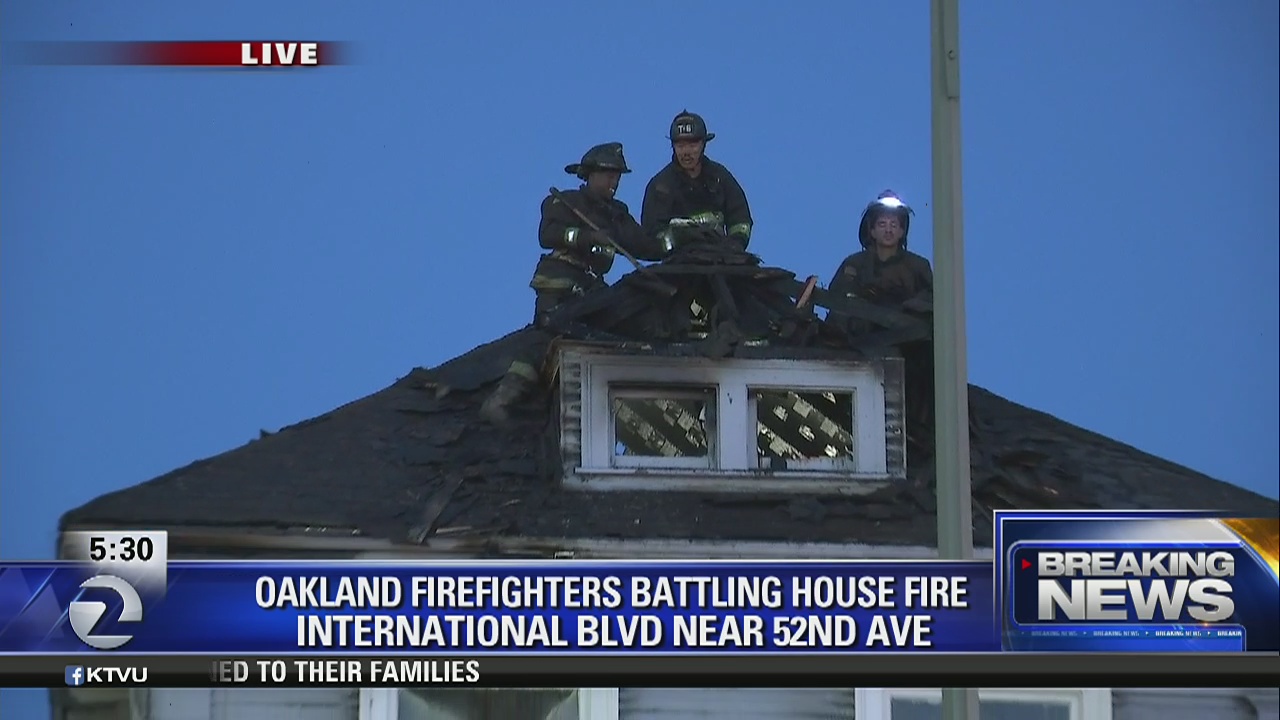 Oakland crews battle early morning duplex fire