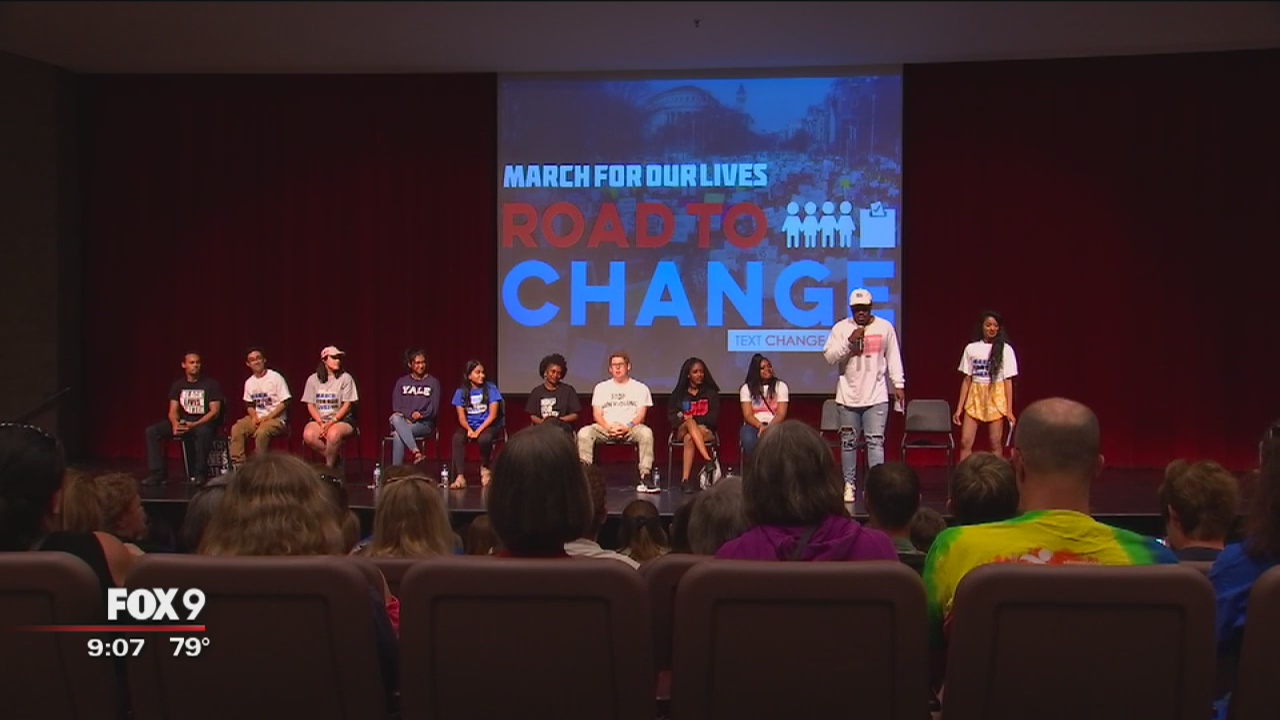 Stoneman Douglas students hold town hall